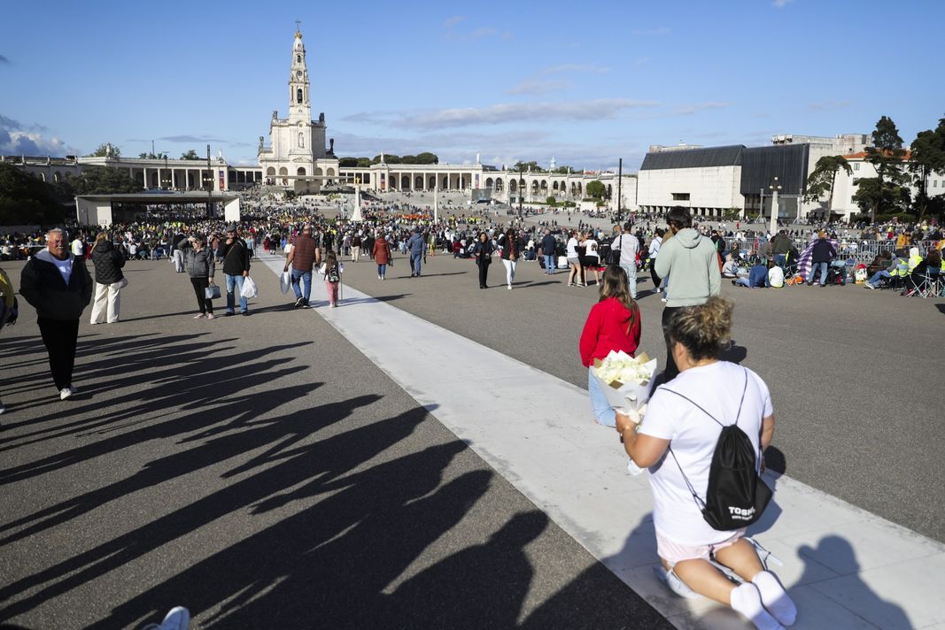 Tysiące ludzi w Fatimie. W tłumie słychać Polaków