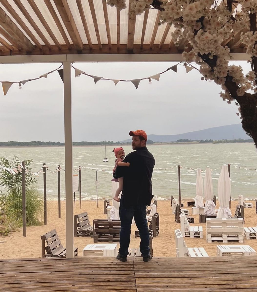 Antoni Królikowski z córką