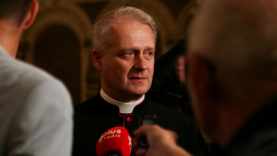 KRAKOW, POLAND - SEPTEMBER 07: Archpriest of St. Mary's Church, Prelate Dariusz Ras during the presentation of the European Heritage Award for conservation work at St. Mary's Basilica on September 7, 2023 in Krakow, Poland. The ceremony of awarding the European Heritage Award took place in St. Mary's Basilica. The award was granted for conservation work on the Veit Stoss Altar carried out in 2015-2021. It was received by the archpriest of St. Mary's Church, Prelate Dariusz Ras. (Photo by Klaudia Radecka/NurPhoto via Getty Images)