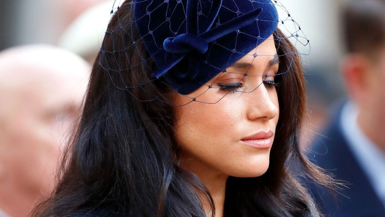 Notowania Meghan Markle rekordowo słabe. Gorzej widziany jest już tylko ON