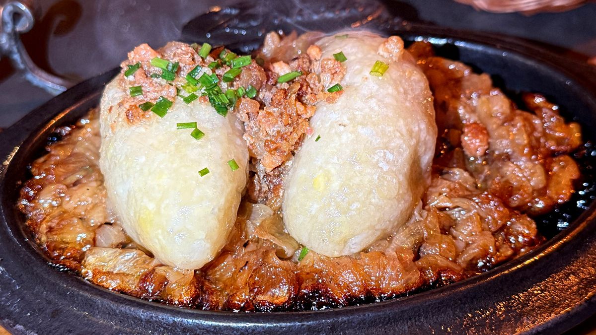 Jedzenie, które „przykleja się” do jelit a tego nie chcą