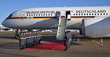 Kłopoty na lotnisku w Berlinie. Remont rządowego terminala nawet 5 razy droższy
