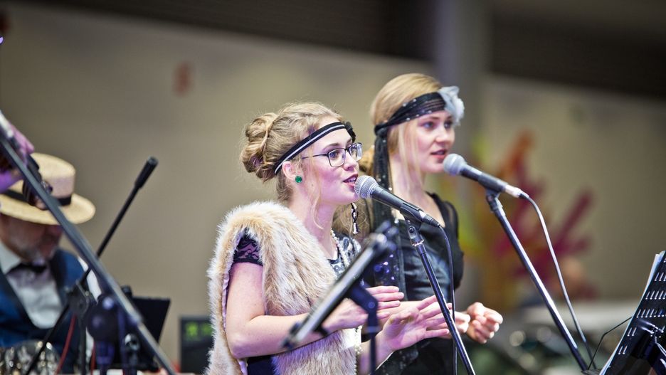 Muzyka na żywo zapewni odpowiedni klimat.