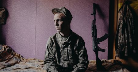 Pożegnanie z Donbasem. Ukraina walczy, a i tak codziennie topnieje