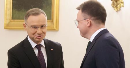 Spotkanie Duda-Hołownia. Padła data