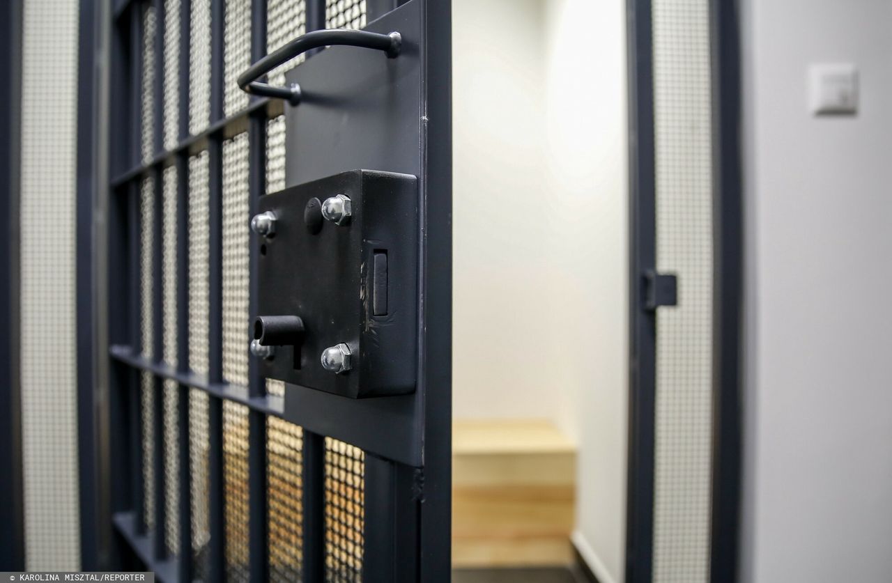 Sąd wypuszcza na wolność znanego prawnika. To nie koniec sprawy