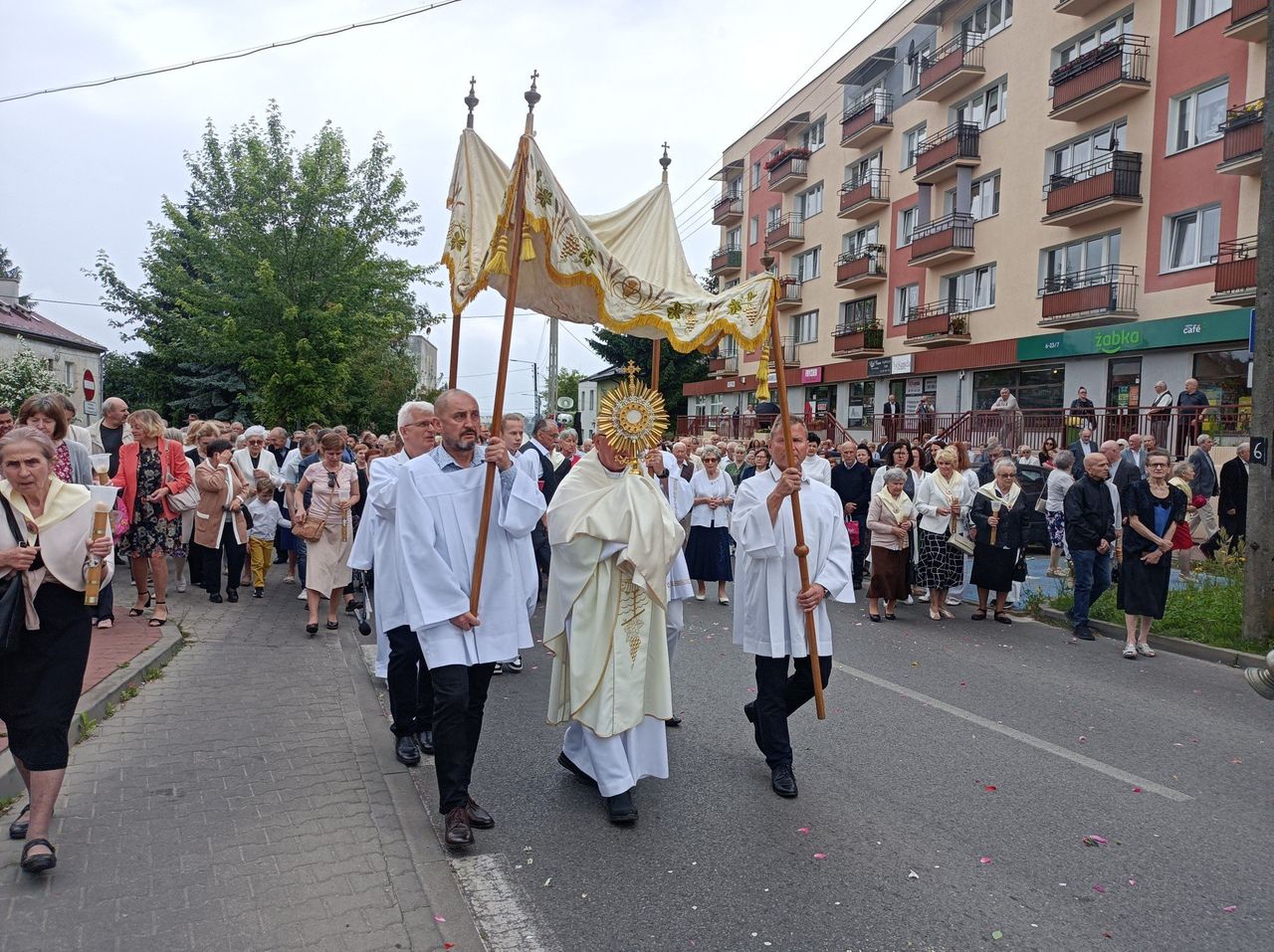 Boże Ciało w Starachowicach. Wierni przeszli w procesji