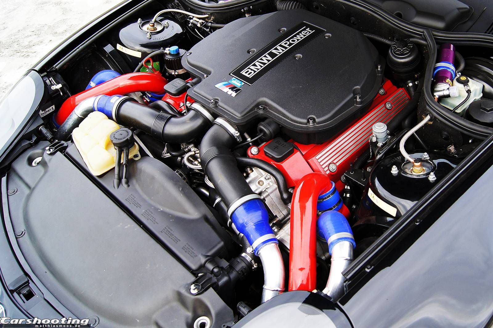 Ciemna strona mocy, czyli 900-konne BMW Z8 od G-Power [galeria] 5