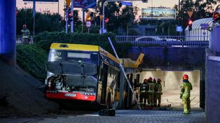 Po lipcowym wypadku autobusu w Warszawie. Kierowca usłyszał zarzuty