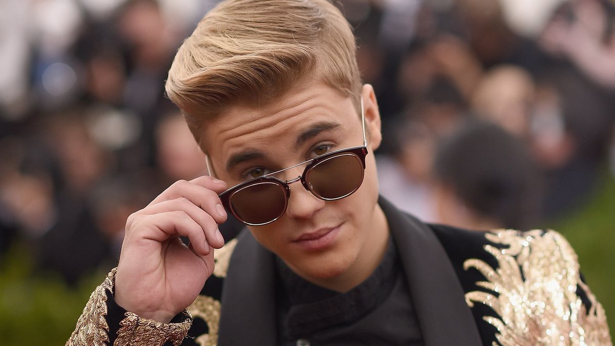 Justin Bieber sprzedał prawa do swoich utworów za 200 mln dol.