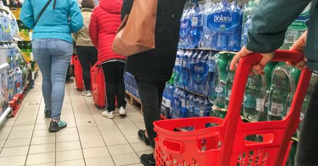 Energetyków dzieci nie kupią. Jest projekt ustawy. Dr Sutkowski: jestem za zakazem