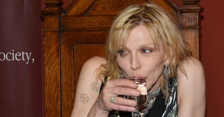 Courtney Love POZWAŁA CÓRKĘ!