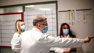 Nastolatkę bolał brzuch. Oto co lekarze z Katowic znaleźli w jej ciele