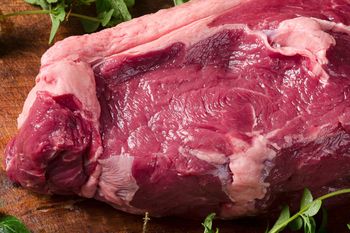 To bez wątpienia najczystsze polskie mięso. Zero antybiotyków i dużo białka, a mało kto odważy się spróbować