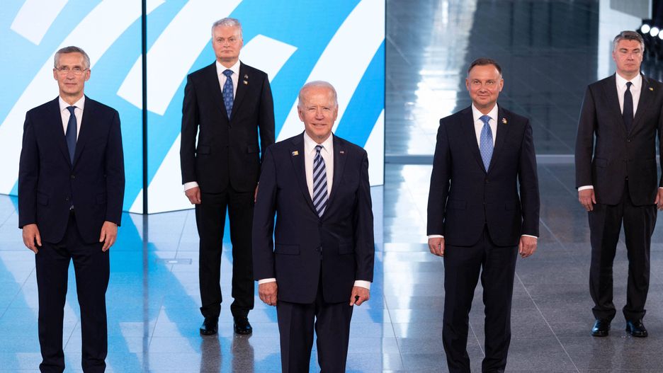 NATO Summit - Family Photo - Brusselssecretary general of NATO Jens Stoltenberg and Us President Joe Biden.
Leaders pose for a family photo before a meeting at the Nato Headquarters. Brussels, Belgium on June 14, 2021. Photo by Jacques Witt/Pool/ABACAPRESS.COM 
Dostawca: PAP/AbacaWitt Jacques/Pool/ABACANATO, summit, Andrzej Duda, polityk, polityka, wizyta zagraniczna