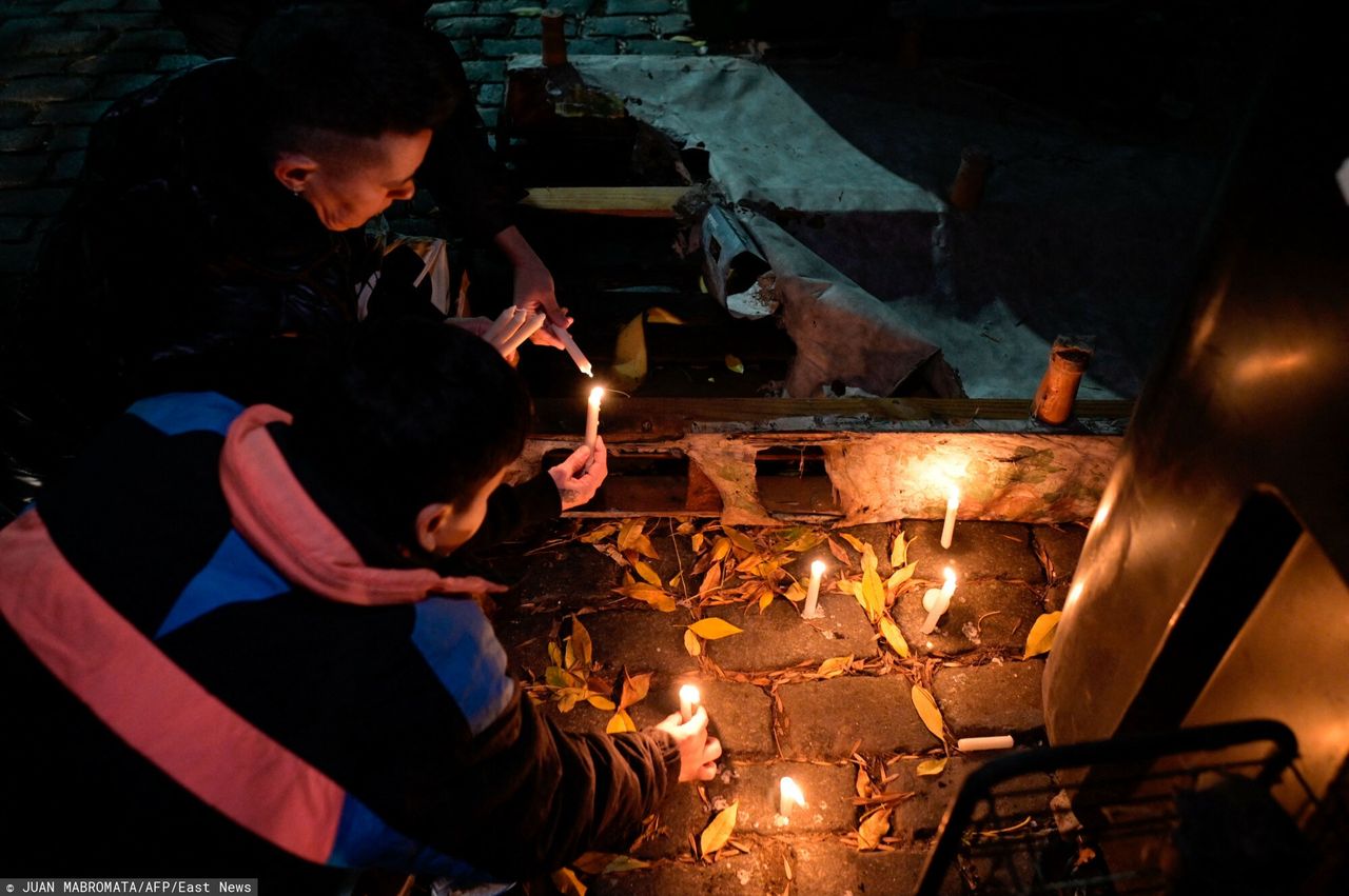 A shocking crime in Argentina. He threw a Molotov cocktail into the room