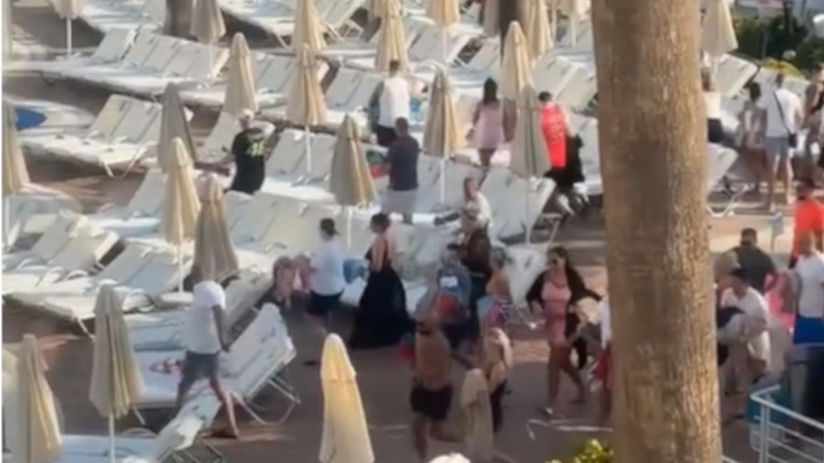 Walka o leżaki w Turcji.