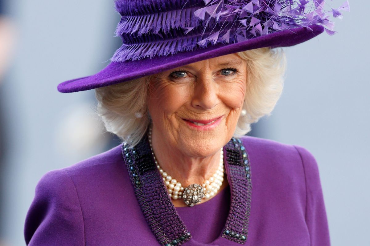 Królowa małżonka Camilla ma dwoje dzieci z małżeństwa z Andrew Parker Bowlesem