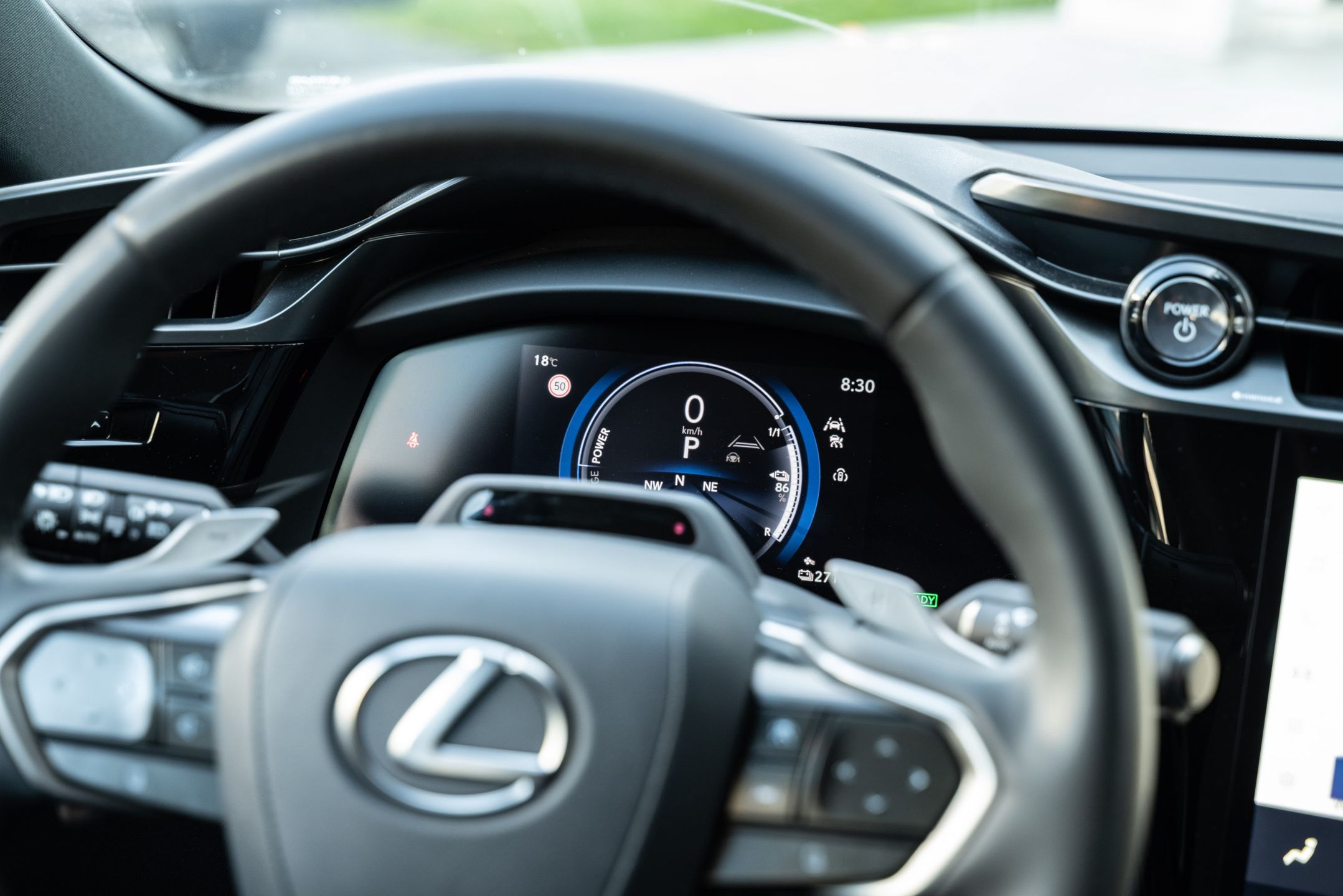 Lexus RZ