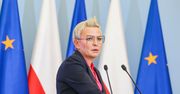 "Jednoosobowa decyzja" dwutygodniowej minister. Wbrew rekomendacjom jej resortu i służb