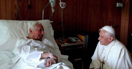 Niemcy. Papież Benedykt XVI z wizytą u ciężko chorego brata
