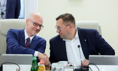 Tusk żegna "prawą rękę". Berek może zostać sędzią TK