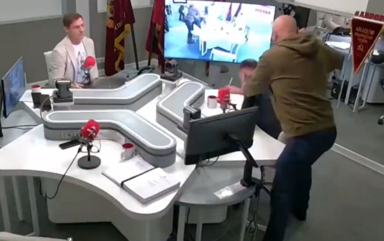 Propagandyści z Rosji pobili się na wizji. Wystarczyło kilka słów