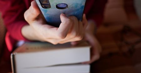 Aplikacje do czytania książek za darmo - 5 opcji nie tylko na wakacje