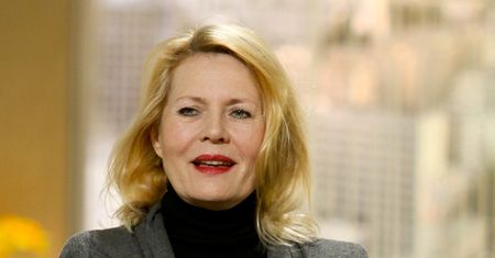 Szapołowska "konserwuje się" destylowaną naftą!