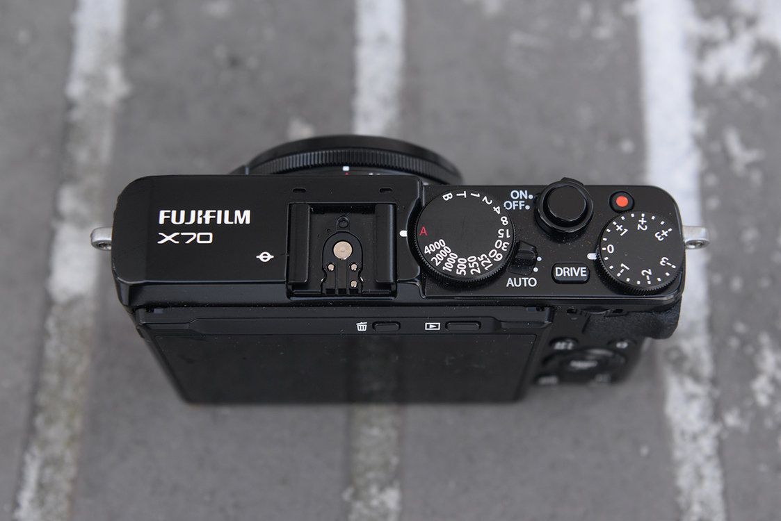 Fujifilm X70