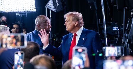 "Ci ludzie jedzą koty". Prowadzący aż przerwał Trumpowi