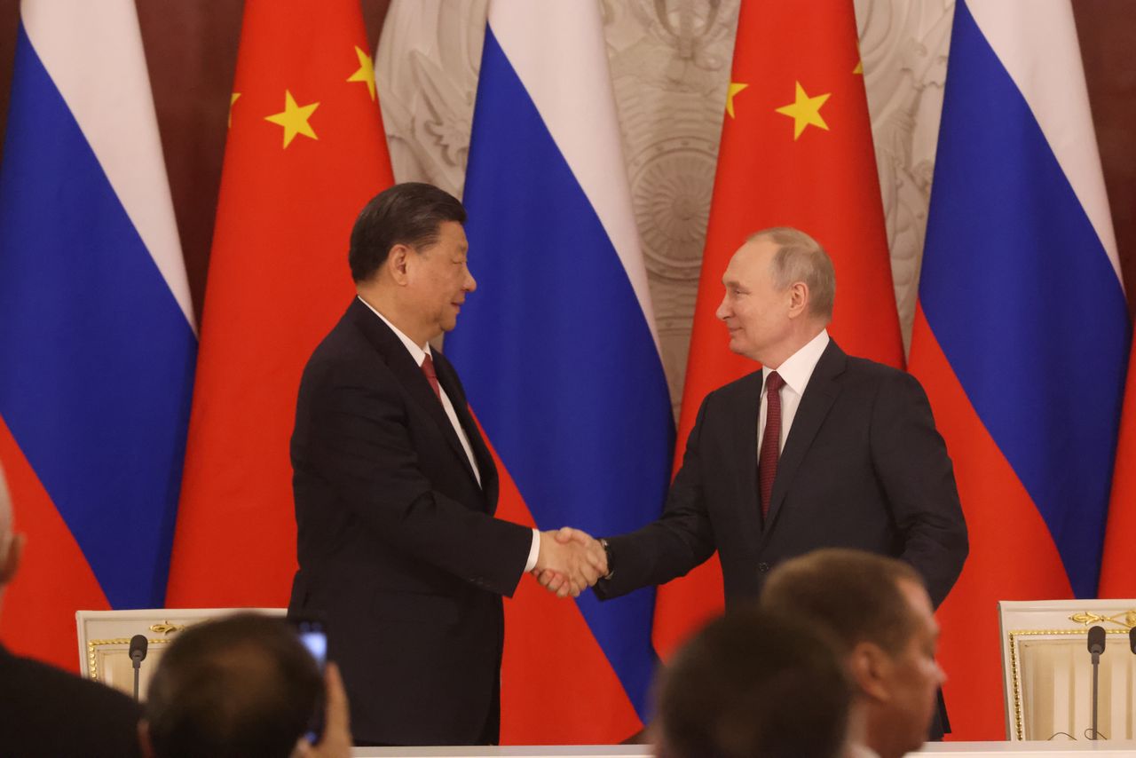 Russia and China intensify alliance. Mutual investments approach staggering $11.4tn