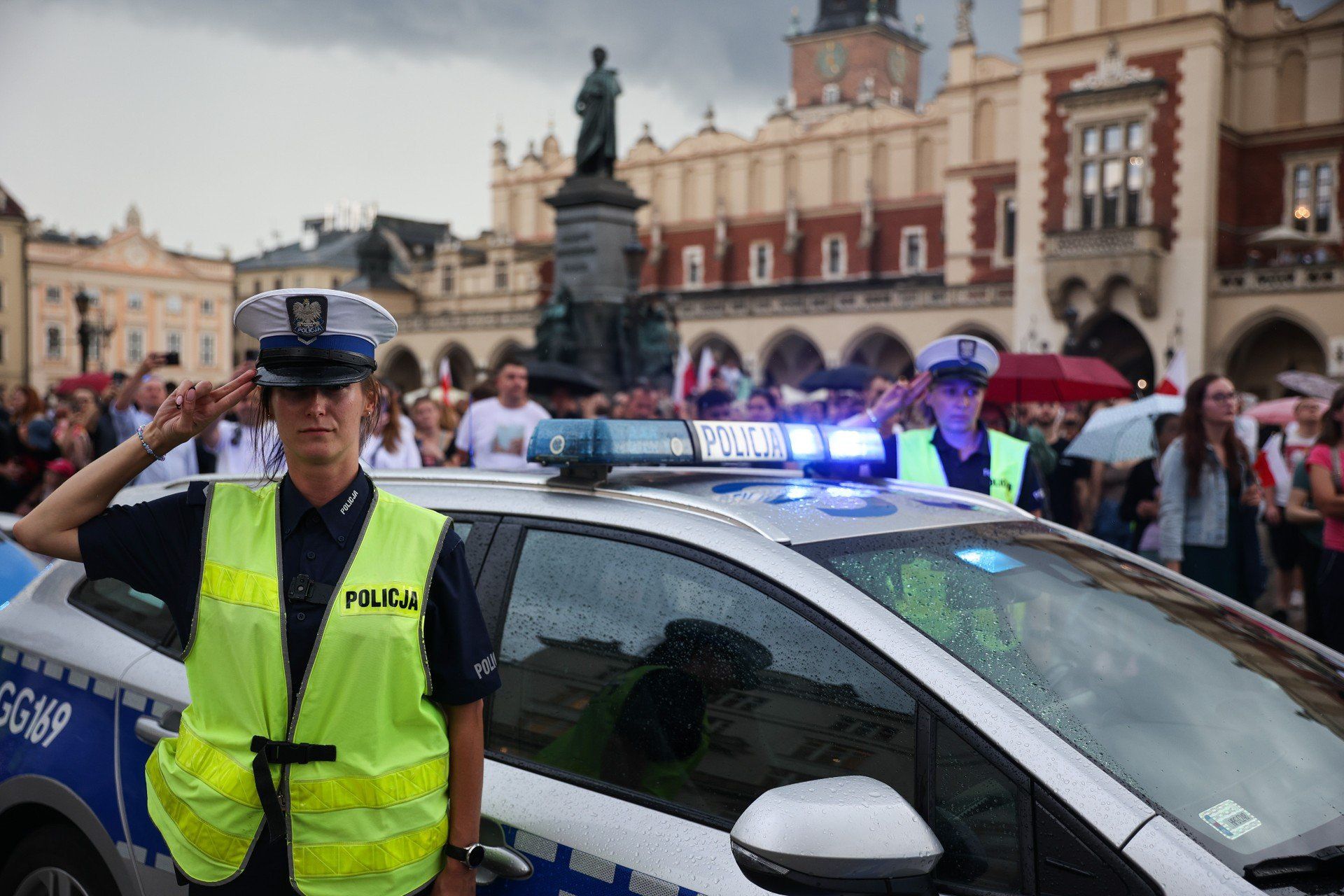 01.08.2025 KRAKOW, RYNEK GLOWNY, ROCZNICA WYBUCHU POWSTANIA WARSZAWSKIEGO, NZ FOT. ANDRZEJ BANAS / POLSKA PRESS