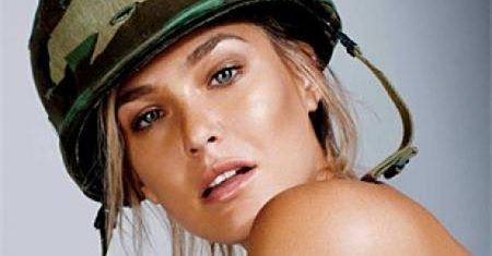 Dziewczyna Di Caprio w militarnej sesji!