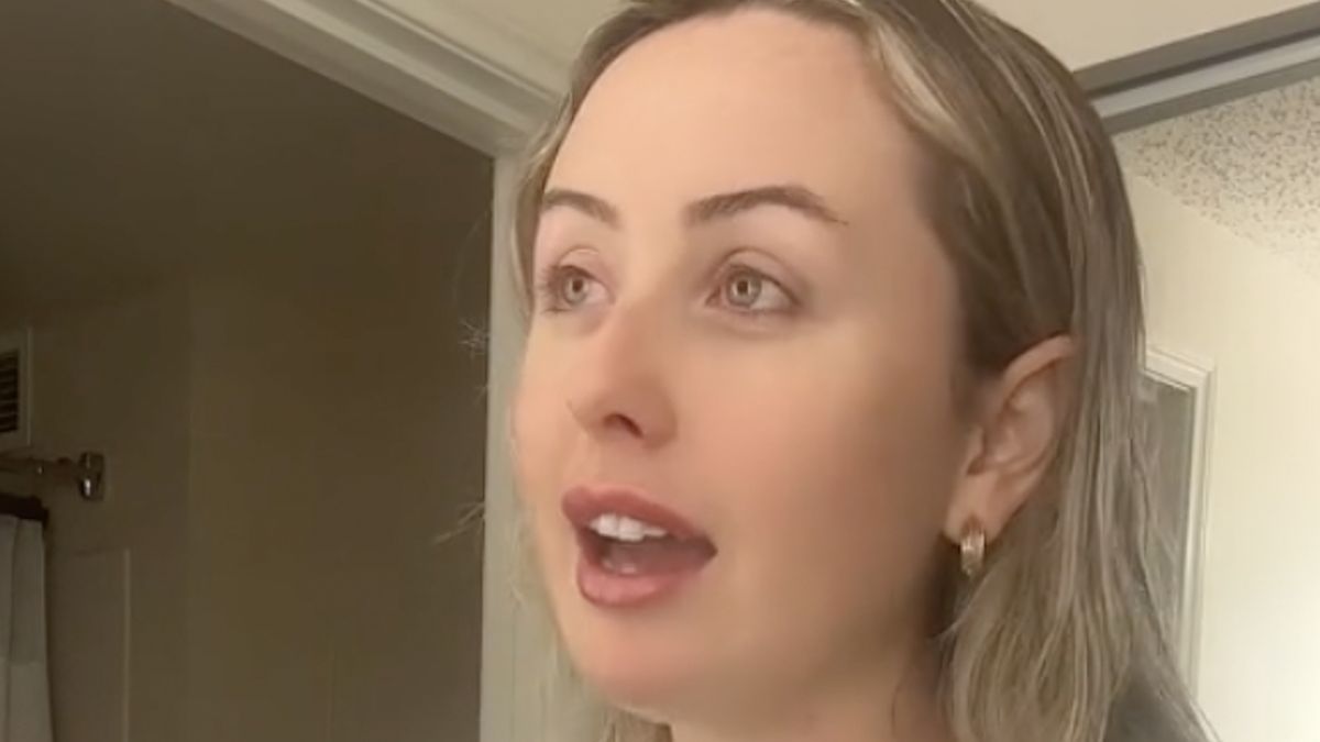 Stewardesa wymienia najbardziej frustrujące elementy swojej pracy