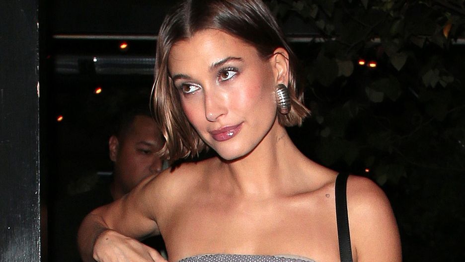 Hailey Bieber pokazała brzuch po ciąży