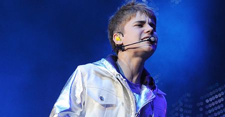 Bieber zwymiotował na koncercie!
