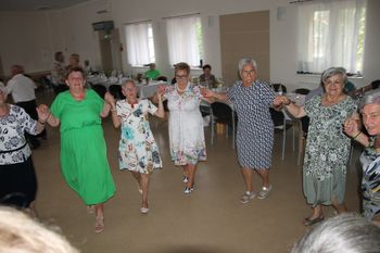 Zduny: Powitanie lata u zdunowskich seniorów