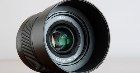 Panasonic 25 mm f/1,7 – tylko pochwalić! (test)