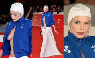 Julia Fox w nietuzinkowej stylizacji szczuje zaklejonym taśmą biustem na festiwalu w Rzymie