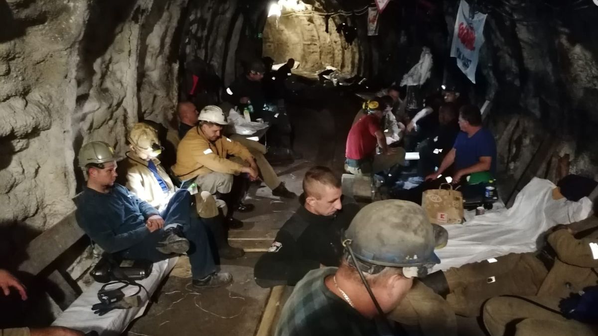 Górnicy nie przerywają protestu do czasu wypracowania ostatecznego, satysfakcjonującego ich porozumienia