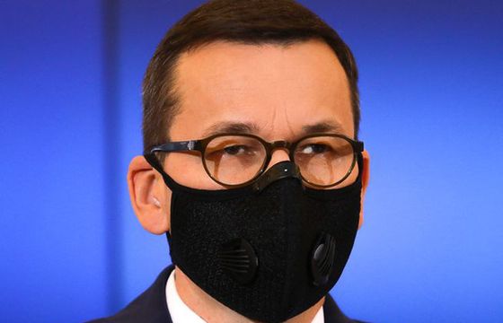 Zjednoczona Prawica traci w nowym sondażu, KO w górę. Coraz więcej niezdecydowanych