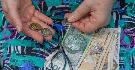Zmiany w "500 plus dla seniora". Więcej osób otrzyma dodatek