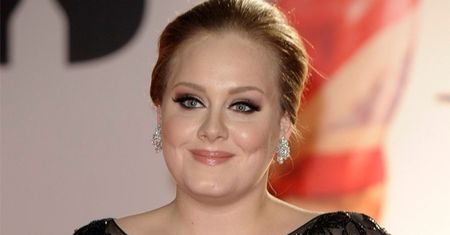 Adele króluje na listach przebojów na całym świecie!