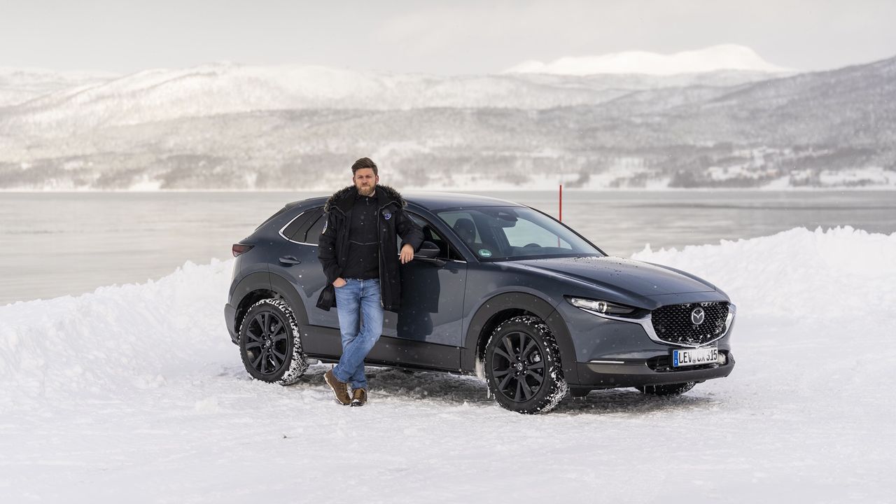 Za duży dla Polski. O tym jak oszczędny benzyniak Mazdy (prawie) zabrał mnie na Nordkapp