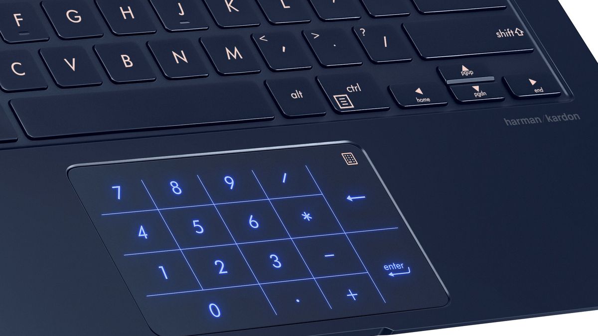 Asus ZenBook 14 z klawiaturą numeryczną w gładziku (fot. materiały prasowe Asus)