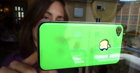 Przyklej iPhone’a do szyby [wideo]