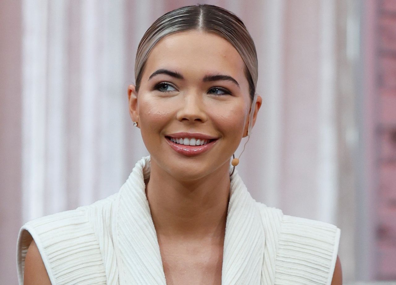 Sandra Kubicka pokazała się w białej stylizacji 