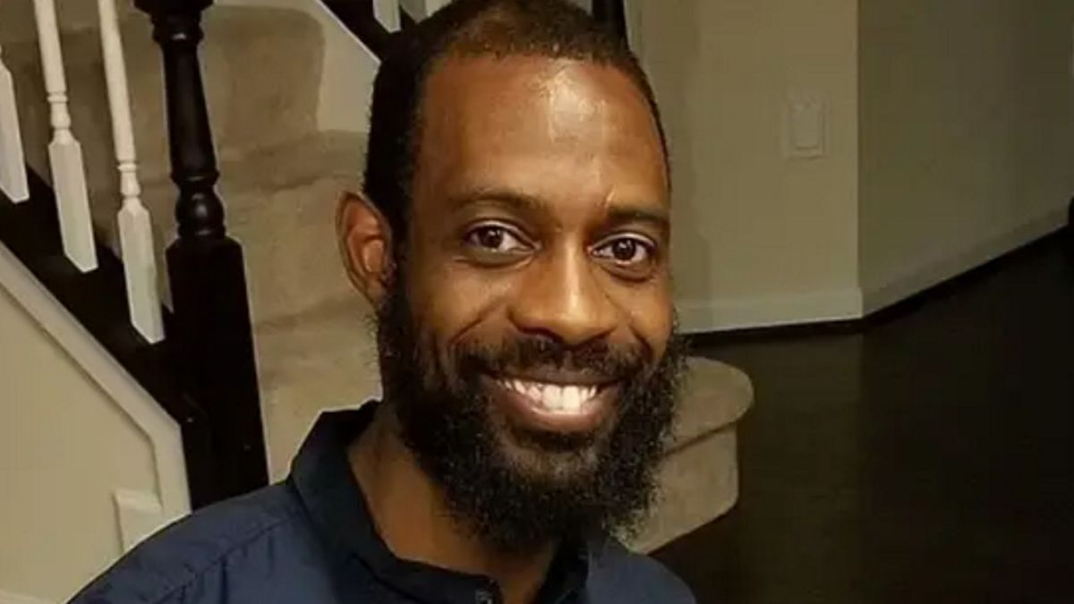 Antione Tuckson udawał policjanta przez 15 lat