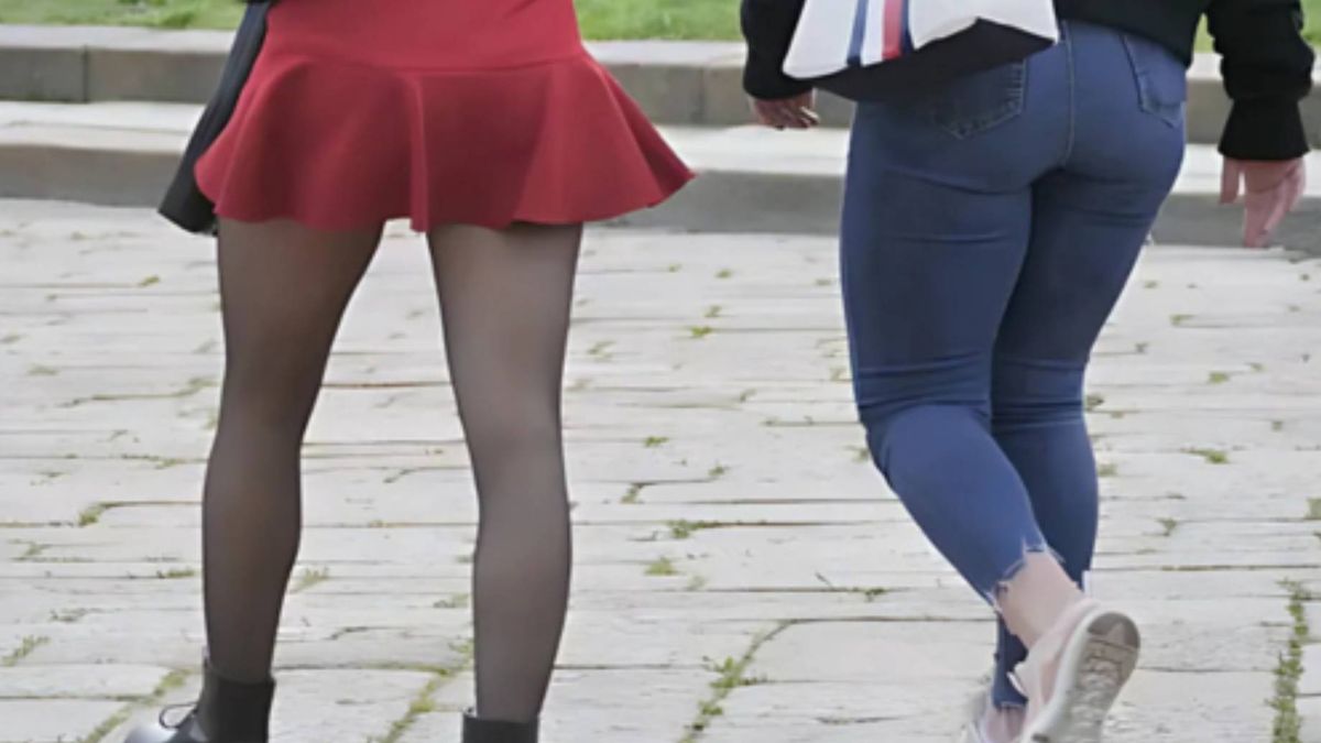 Nosisz zimą rajstopy pod spodniami?